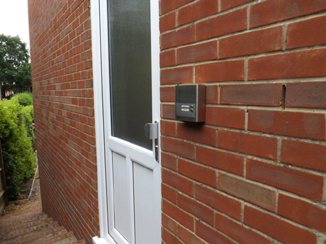  Image of 2 Bedroom Flat to rent at Sholing Southampton Not specified, SO19 2NX