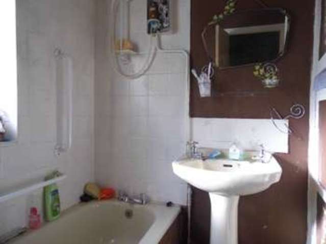  Image of 2 Bedroom Semi-Detached for sale at Chesterfield Derbyshire Chesterfield, S40 2RY
