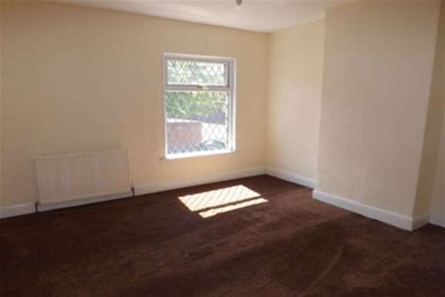  Image of 2 Bedroom Detached to rent at Sutton-in-Ashfield, NG17 4GP