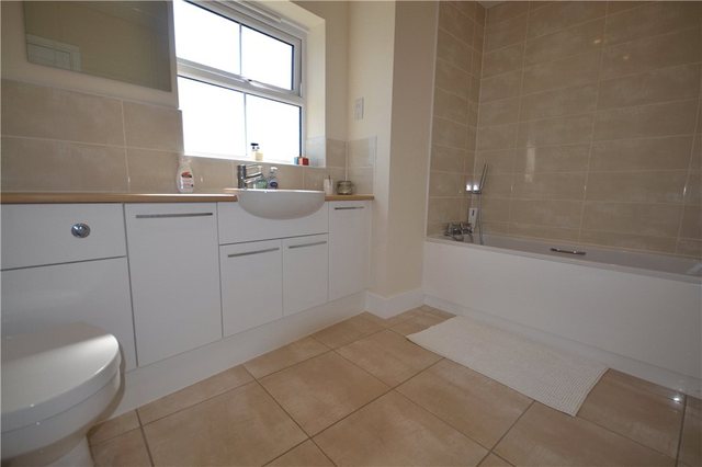  Image of 6 Bedroom Detached to rent at Stansted Mountfitchet Essex Stansted Mountfitchet, CM24 8GG