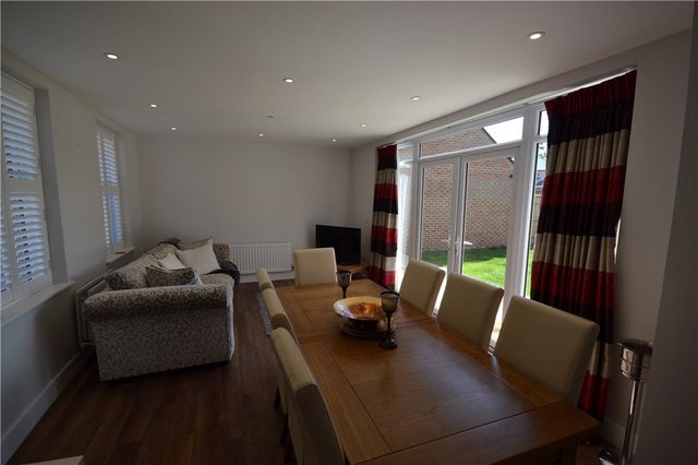  Image of 6 Bedroom Detached to rent at Stansted Mountfitchet Essex Stansted Mountfitchet, CM24 8GG