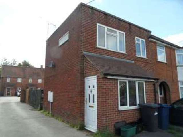  Image of 2 Bedroom Flat for sale at Marlow Road Stokenchurch Stokenchurch, HP14 3QJ
