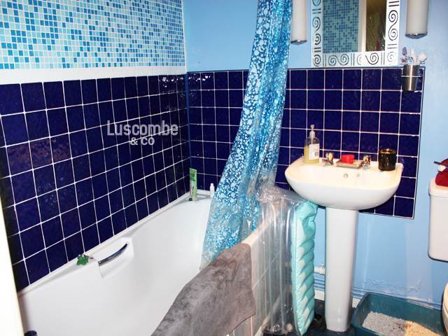  Image of 2 Bedroom Flat to rent at Newport  Newport, NP20 4FZ