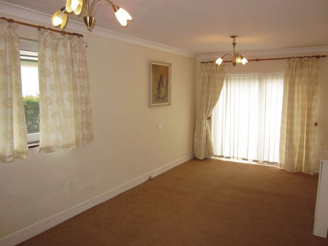  Image of 4 Bedroom Detached for sale at Burnt House Lane  Stubbington, PO14 2EE