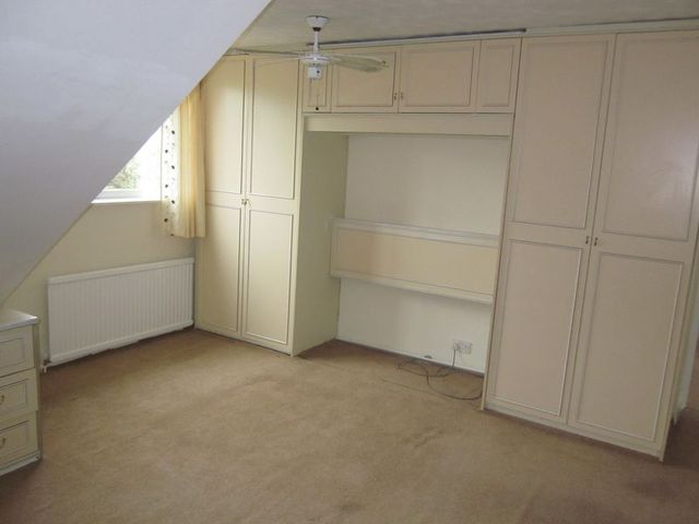  Image of 4 Bedroom Detached for sale at Burnt House Lane  Stubbington, PO14 2EE