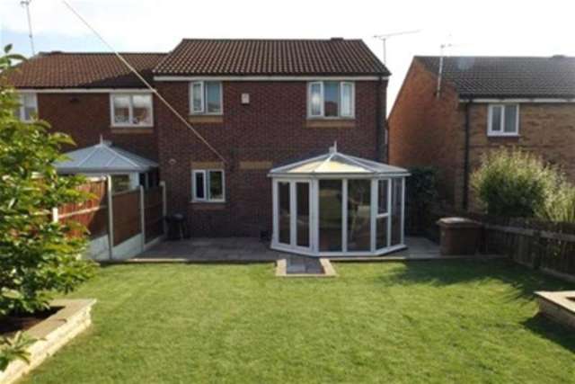  Image of 3 Bedroom Semi-Detached to rent at Mansfield, NG19 0QL