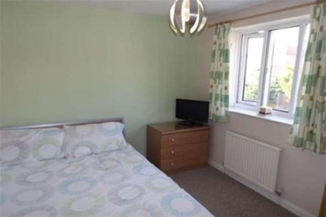  Image of 3 Bedroom Semi-Detached to rent at Mansfield, NG19 0QL