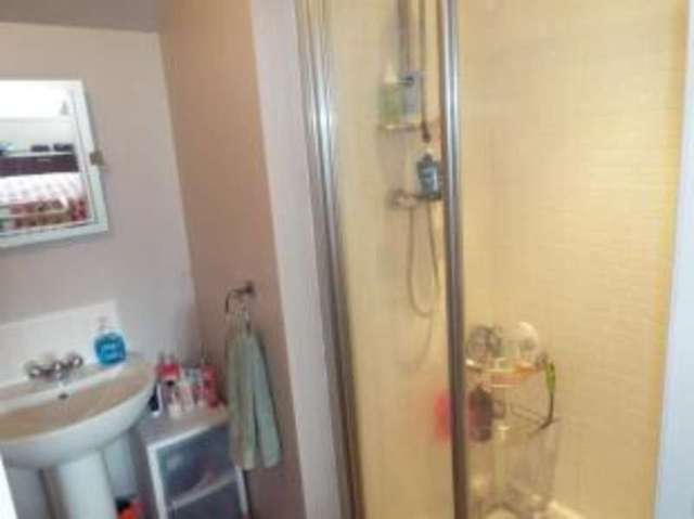 Image of 3 Bedroom Terraced for sale at Airdrie North Lanarkshire Rawyards, ML6 6HW