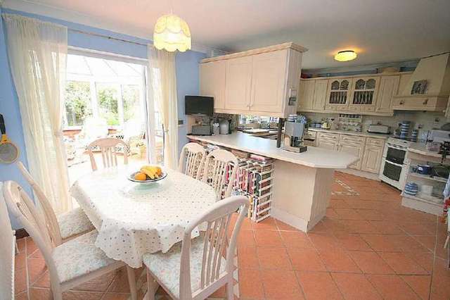  Image of 4 Bedroom Detached for sale at Stanbridge Beds Stanbridge, LU7 9HT