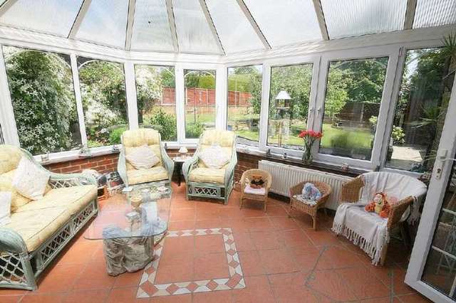  Image of 4 Bedroom Detached for sale at Stanbridge Beds Stanbridge, LU7 9HT