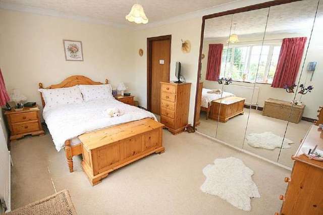  Image of 4 Bedroom Detached for sale at Stanbridge Beds Stanbridge, LU7 9HT