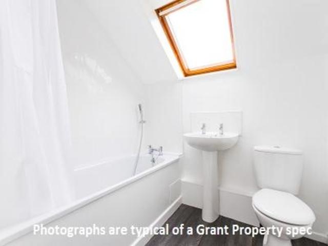  Image of 2 Bedroom Flat to rent at Dundee  Dundee, DD2 1AA
