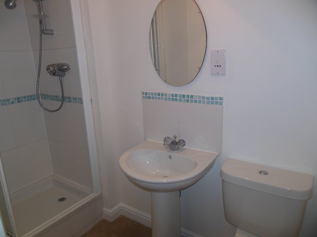  Image of 3 Bedroom Detached to rent at Thatcham Crookham, RG19 4RE