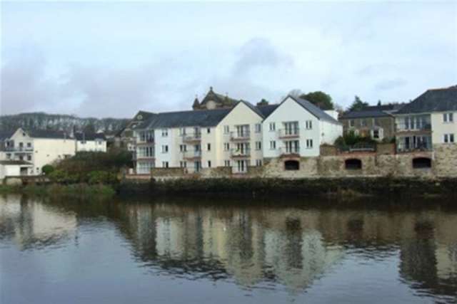 Image of 2 Bedroom Flat to rent at Wadebridge, PL27 6BJ
