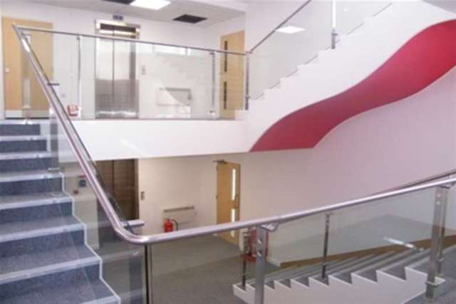  Image of 1 Bedroom Flat to rent at Basingstoke, RG22 4AG