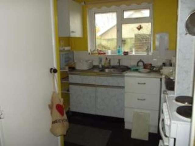  Image of 2 Bedroom Bungalow for sale at Westhall Halesworth Westhall, IP19 8RE