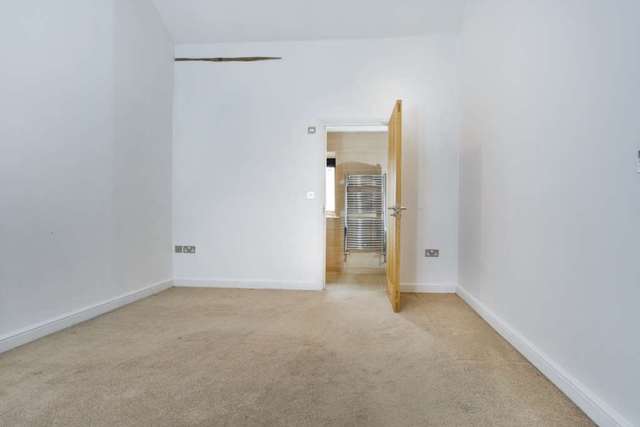  Image of 4 Bedroom Barn Conversion for sale at Cockermouth Farm Flockton Moor Wakefield, WF4 4BS