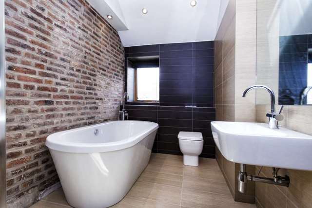  Image of 4 Bedroom Barn Conversion for sale at Cockermouth Farm Flockton Moor Wakefield, WF4 4BS