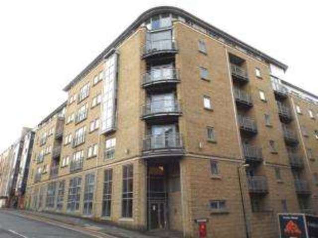  Image of 2 Bedroom Flat for sale at Montague Street Bristol Bristol, BS2 8NZ