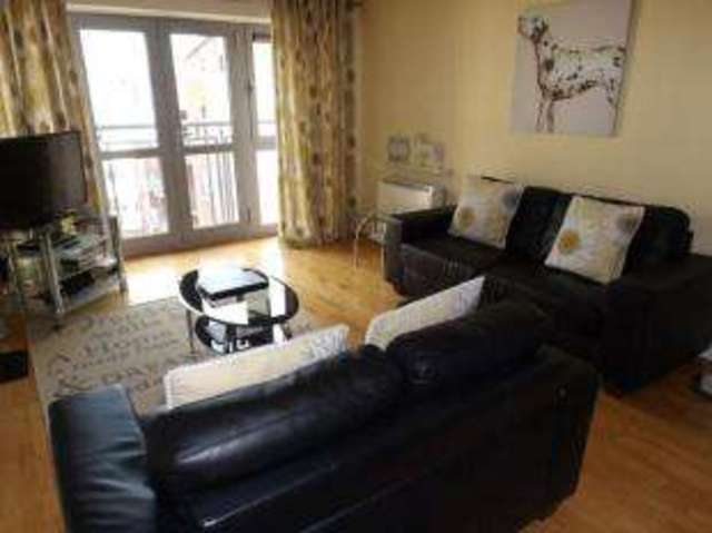  Image of 2 Bedroom Flat for sale at Montague Street Bristol Bristol, BS2 8NZ