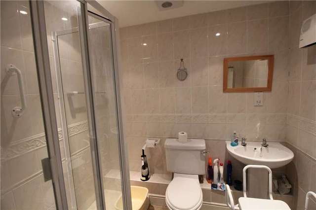  Image of 1 Bedroom Retirement Property for sale at 5 York Road Woking Woking, GU22 7XP