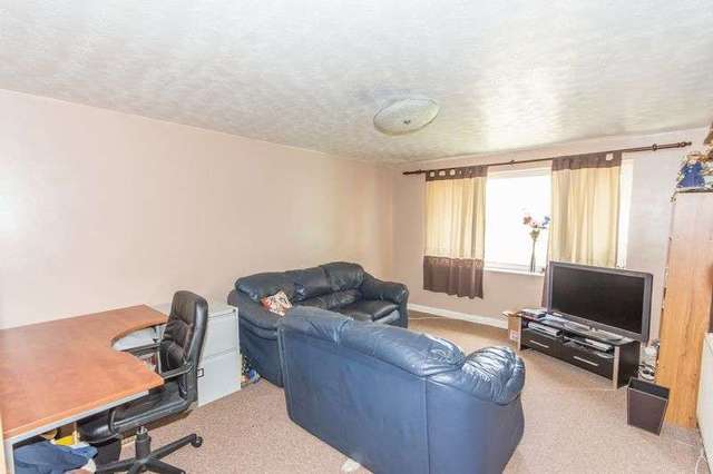  Image of 4 Bedroom Terraced for sale at Cormorant Drive  St. Austell, PL25 3BA