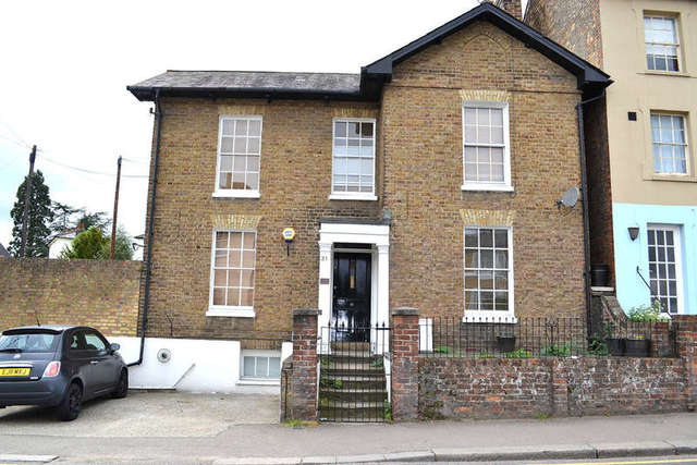  Image of 1 Bedroom Flat to rent at Bishops Stortford Bishops Stortford, CM23 2ET