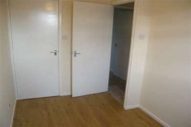  Image of 2 Bedroom Detached to rent at Cardiff, CF3 0DT