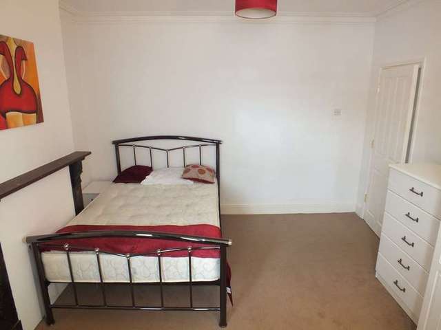  Image of 1 Bedroom Detached to rent at Reading Berkshrie Reading, RG30 2SE