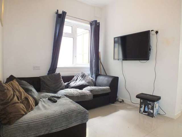  Image of 1 Bedroom Detached to rent at Reading Berkshrie Reading, RG30 2SE