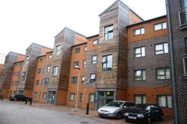 Image of 2 Bedroom Flat to rent at Sheffield, S3 8BJ