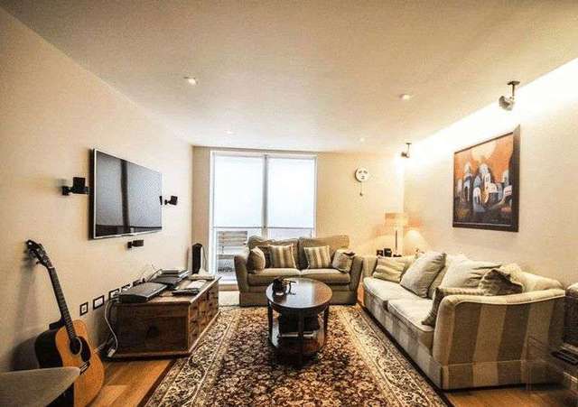  Image of 3 Bedroom Flat to rent at Allsop Place  London, NW1 5BF