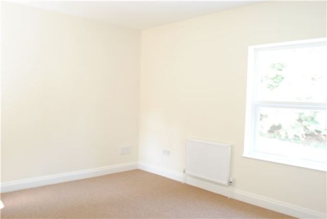 Image of 8 Bedroom End of Terrace for sale at East Sussex, TN34 1EP