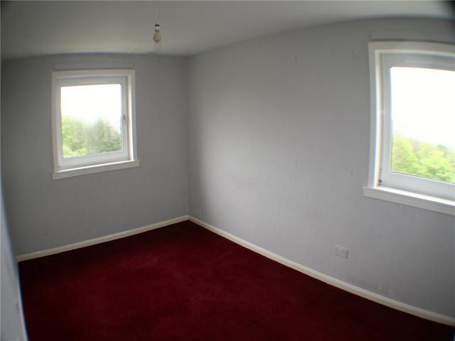  Image of 2 Bedroom Flat to rent at Charleston Dundee Dundee, DD2 4AB