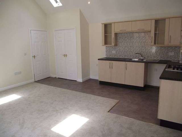  Image of 2 Bedroom Flat to rent at Dartmeet Court Poundbury Dorchester, DT1 3SH