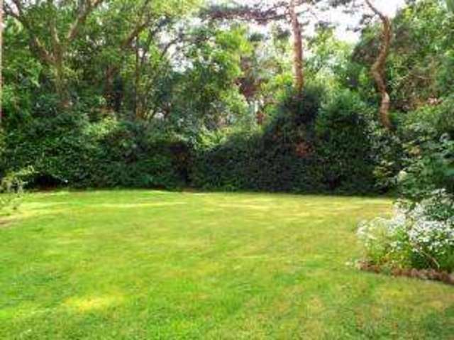  Image of 2 Bedroom Flat for sale at 23 Dean Park Road Bournemouth Bournemouth, BH1 1HX