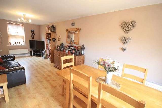  Image of 4 Bedroom Terraced for sale at Dodington  Whitchurch, SY13 1DZ