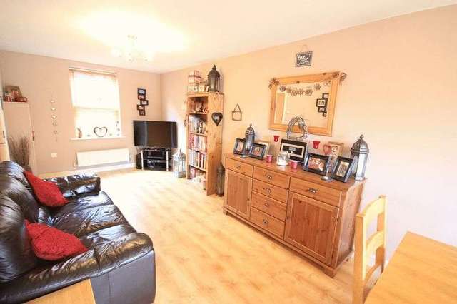  Image of 4 Bedroom Terraced for sale at Dodington  Whitchurch, SY13 1DZ