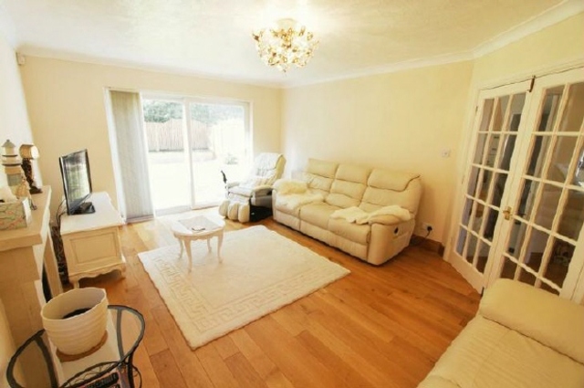  Image of 4 Bedroom Detached to rent at Southampton Hampshire Not specified, SO15 2RY