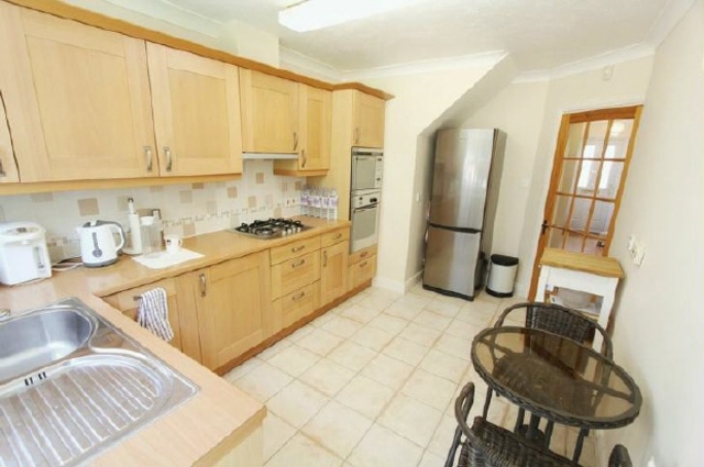 Image of 4 Bedroom Detached to rent at Southampton Hampshire Not specified, SO15 2RY