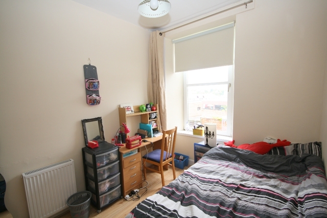  Image of 2 Bedroom Flat to rent at West End Dundee Dundee, DD1 5NZ