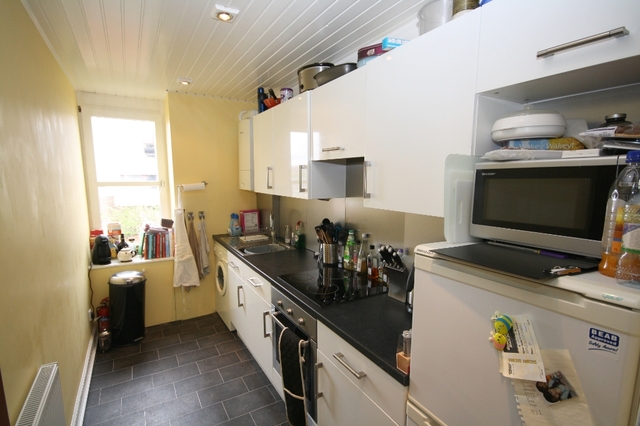  Image of 2 Bedroom Flat to rent at West End Dundee Dundee, DD1 5NZ