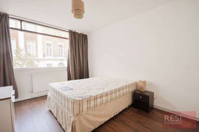  Image of 1 Bedroom Flat to rent at Guilford Street  London, WC1N 1ES