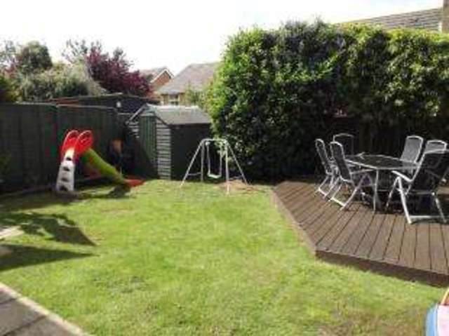  Image of 4 Bedroom Detached for sale at Hatch Warren Basingstoke Kempshott, RG22 4QA