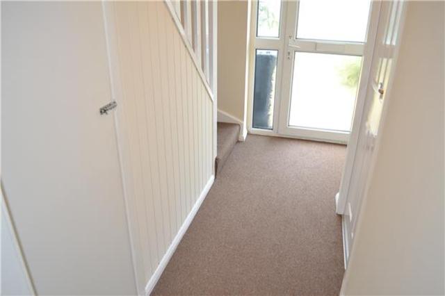  Image of 2 Bedroom Terraced to rent at East Sussex, TN35 5HW