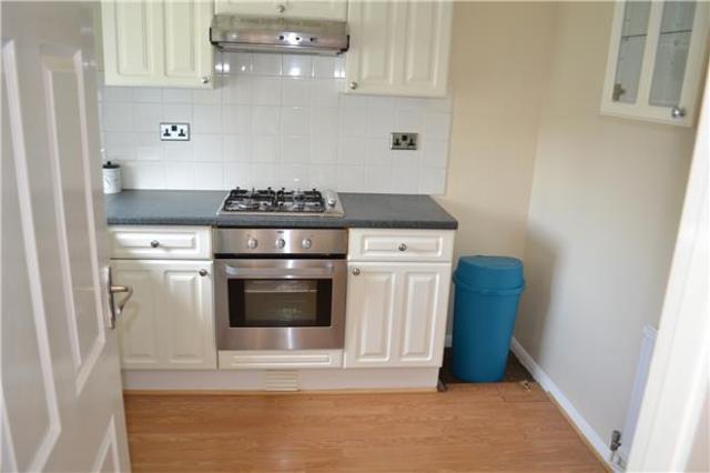  Image of 2 Bedroom Terraced to rent at East Sussex, TN35 5HW