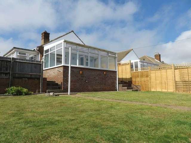  Image of 3 Bedroom Detached to rent at Hill Farm Way Southwick Brighton, BN42 4YG