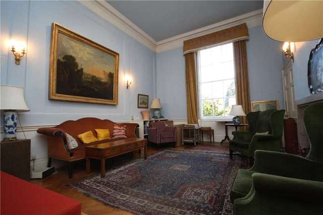  Image of 3 Bedroom Flat for sale at 173 Stanmore Hill Stanmore Stanmore, HA7 3EW