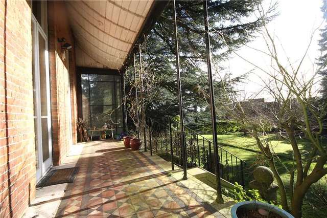  Image of 3 Bedroom Flat for sale at 173 Stanmore Hill Stanmore Stanmore, HA7 3EW