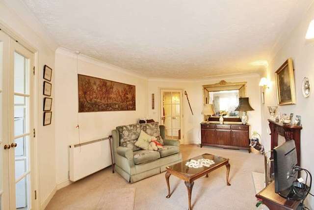  Image of 1 Bedroom Retirement Property for sale at Queens Crescent  Southsea, PO5 3HZ